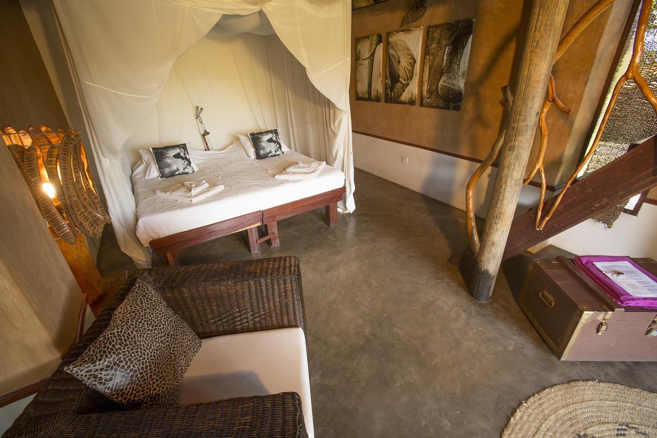 Track And Trail River Camp Kakumbi Luaran gambar