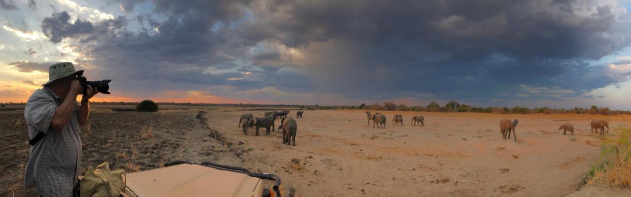 Track And Trail River Camp Kakumbi Luaran gambar